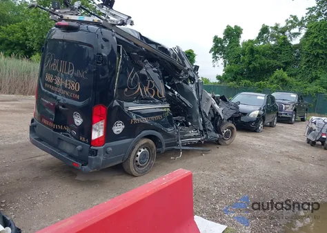 2018 Ford Transit-250 z USA, uszkodzony, nr VIN 1FTYR2CM1JKA03238